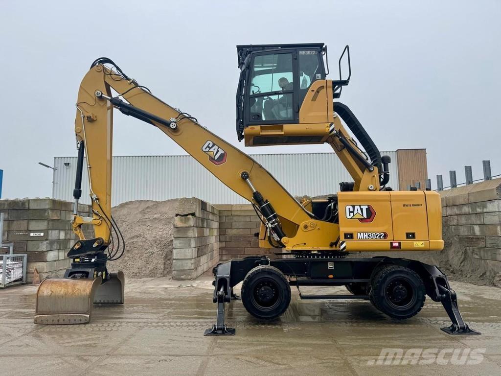 CAT MH3022 Industriālie iekrāvēji