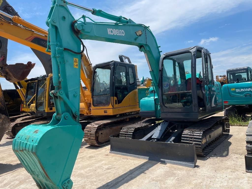 Kobelco SK 75 Vidēja lieluma ekskavatori 7 t - 12 t