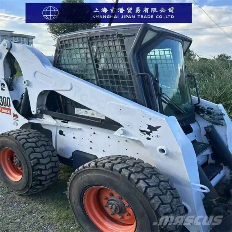 Bobcat s 300 Lietoti riteņu kompaktiekrāvēji