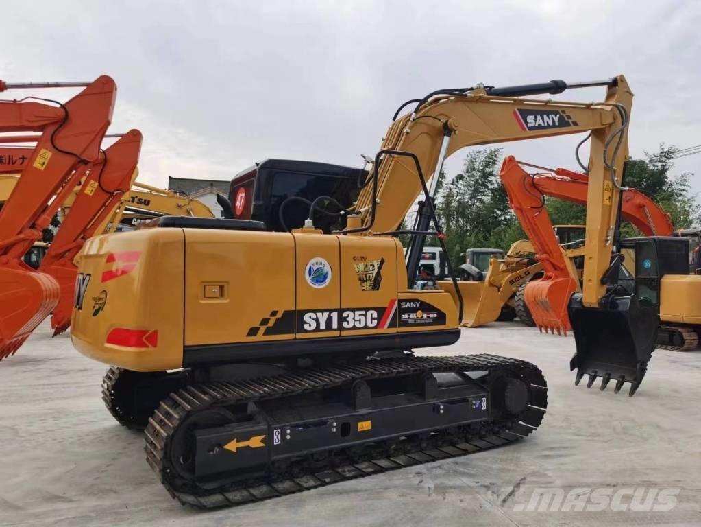 Sany sy135c Kāpurķēžu ekskavatori