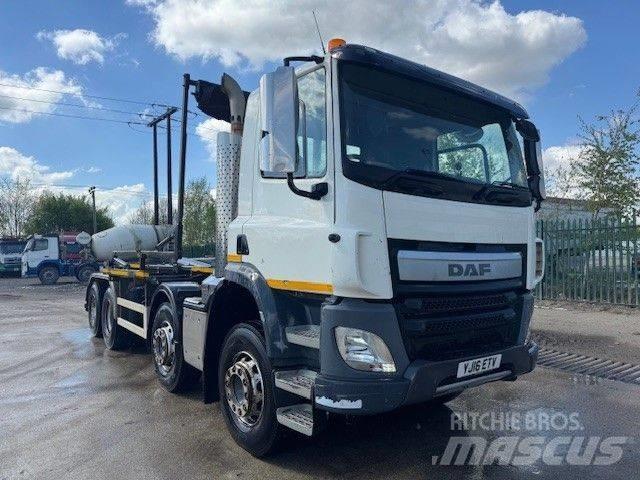 DAF CF 400 Treileri ar āķi