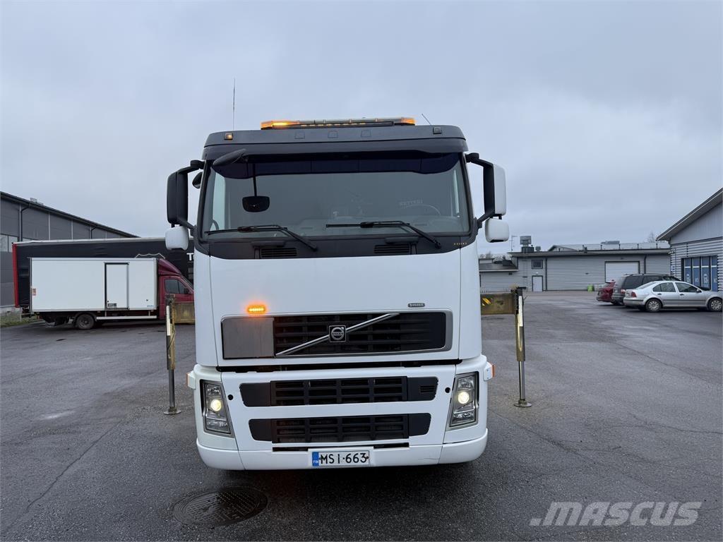 Volvo FH13 6X2 Smagās mašīnas ar celtni