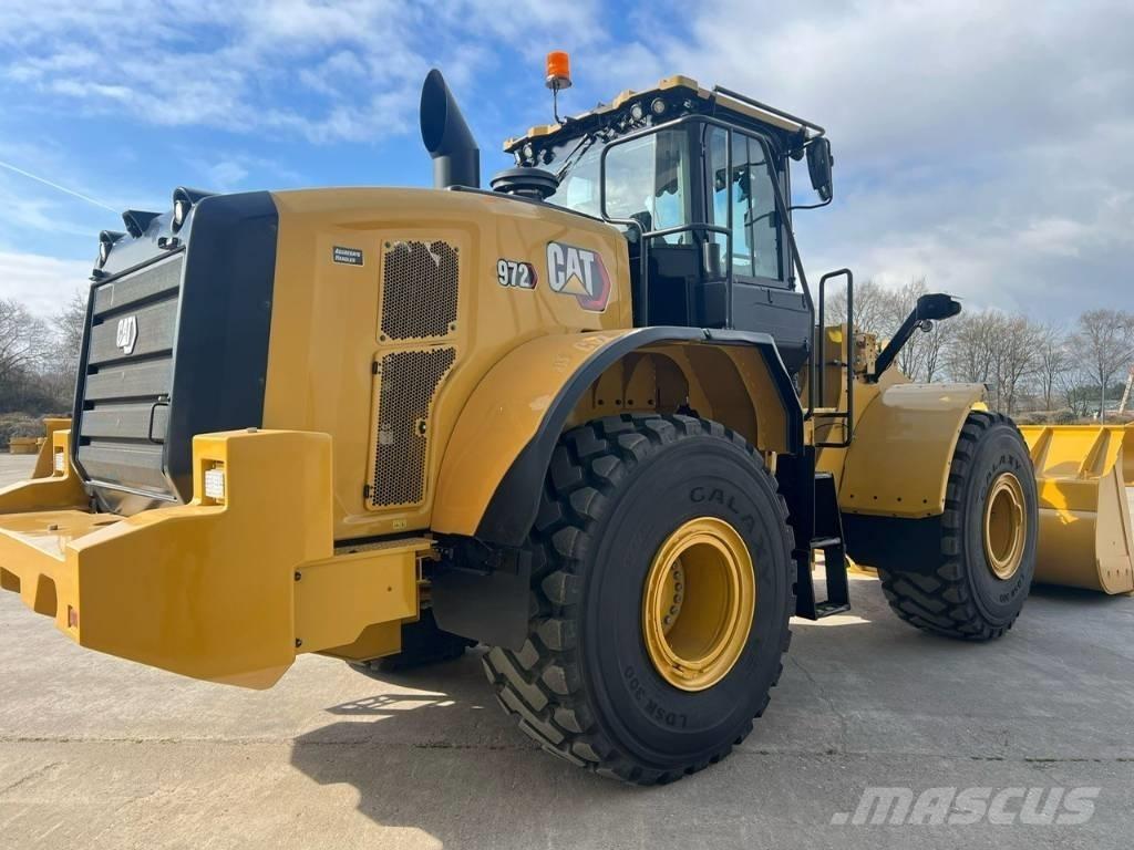 CAT 972 Iekrāvēji uz riteņiem