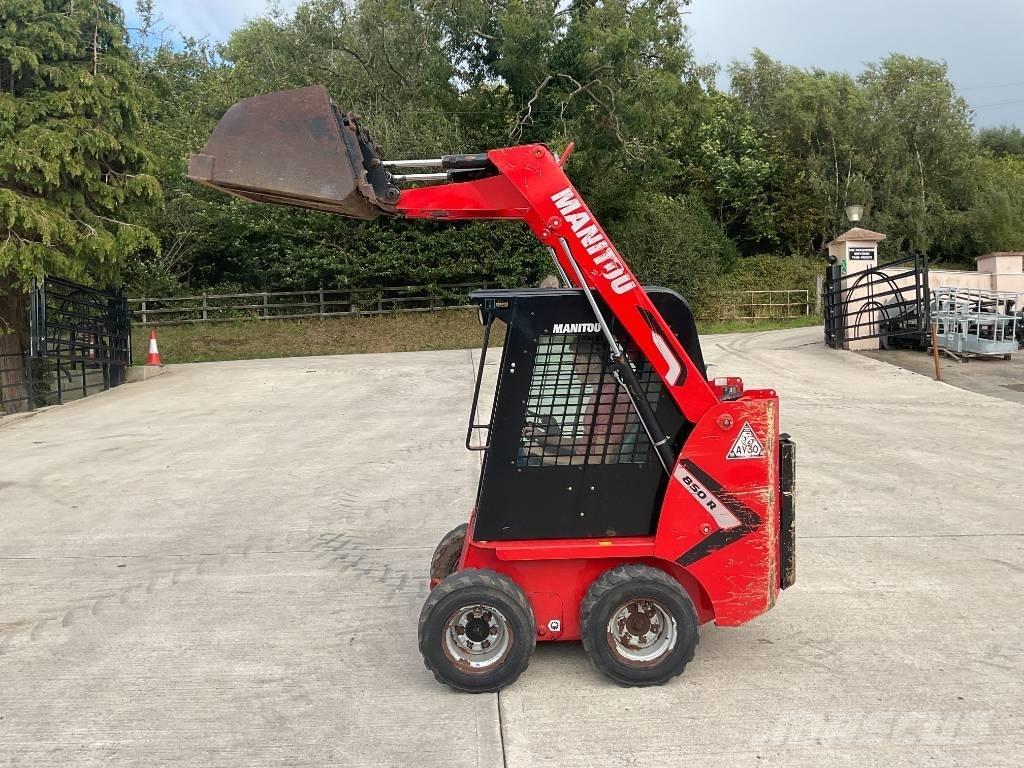 Manitou 850 R Teleskopiskie manipulatori