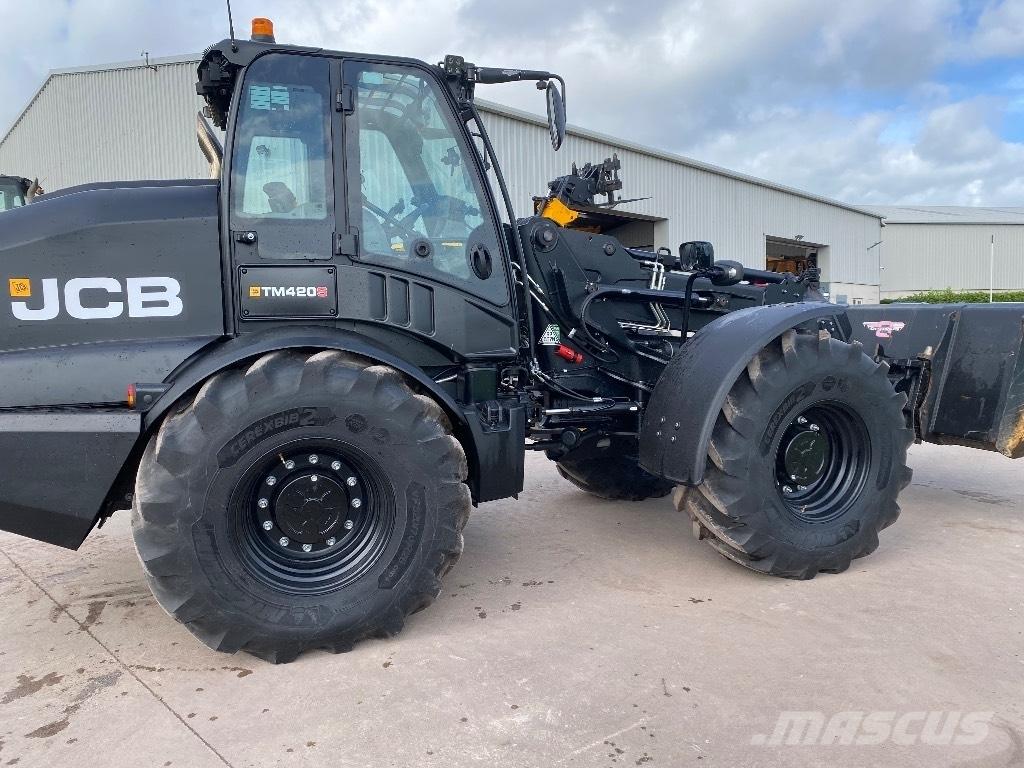JCB TM420s Lauksaimniecības pacēlāji