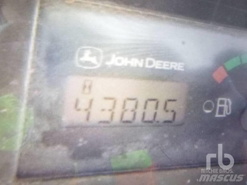 John Deere 325 Lietoti riteņu kompaktiekrāvēji