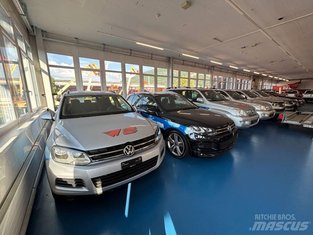 Volkswagen Touareg Visurgājēji/apvidus automobīļi