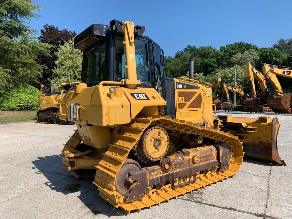 CAT D 6 N XL Kāpurķēžu buldozeri