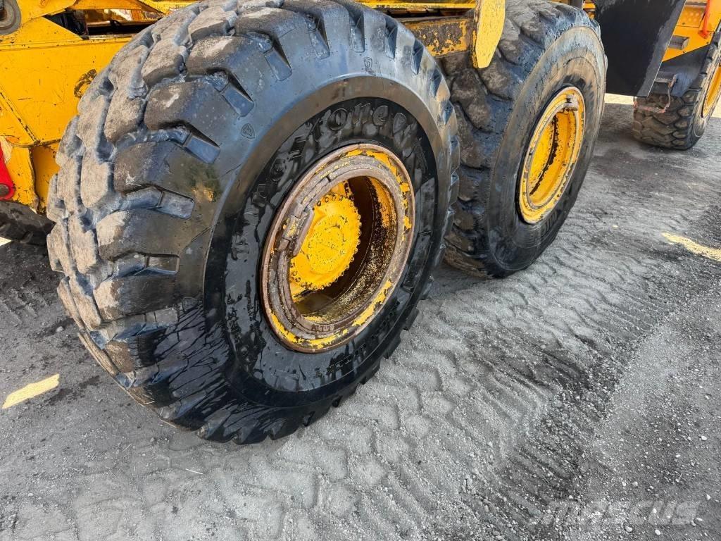 Volvo A 30 G Artikulētie pašizgāzēji