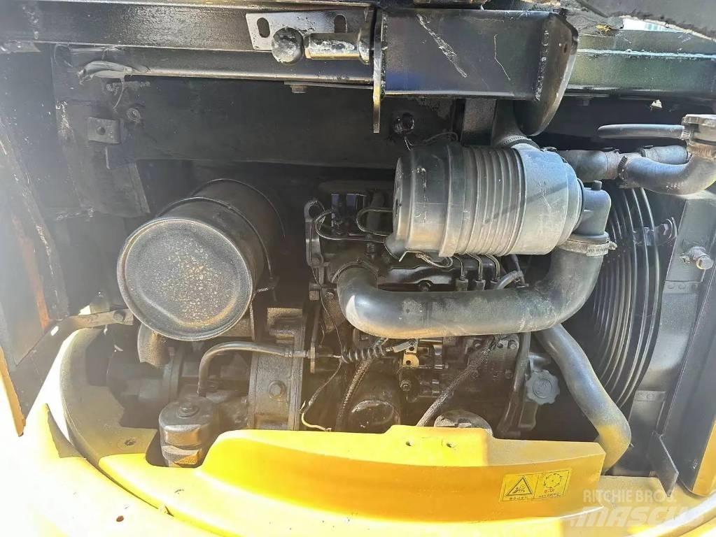 CAT 303CR Kāpurķēžu ekskavatori