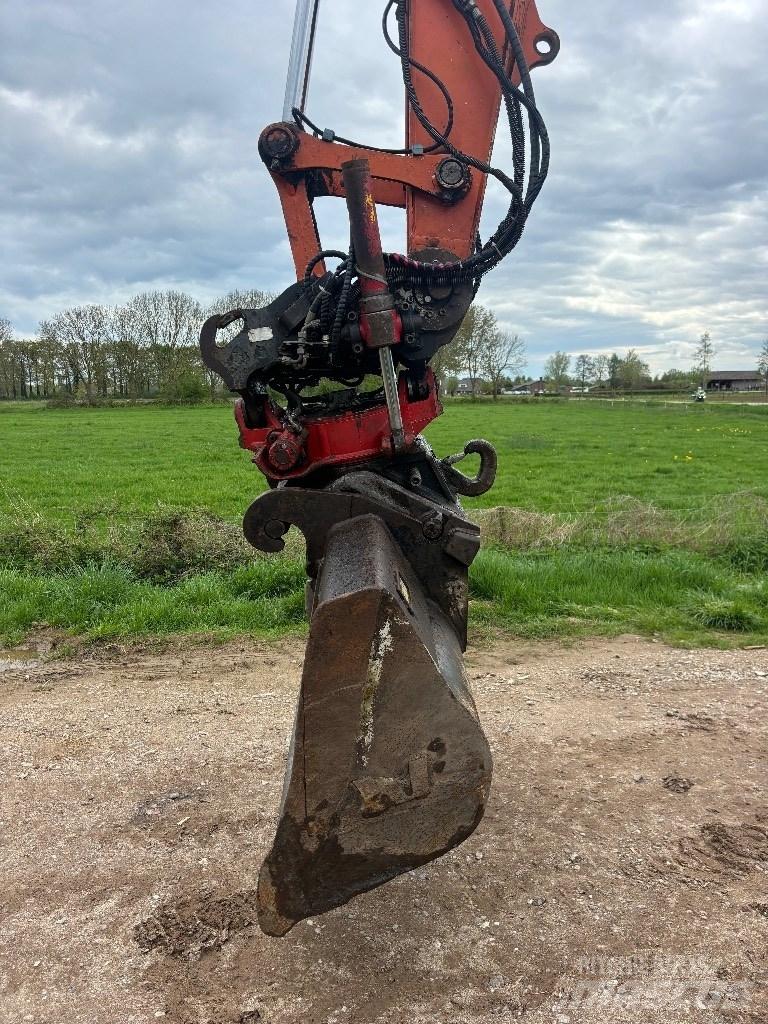 Hitachi ZX 140 W T-3 Ekskavatori uz riteņiem