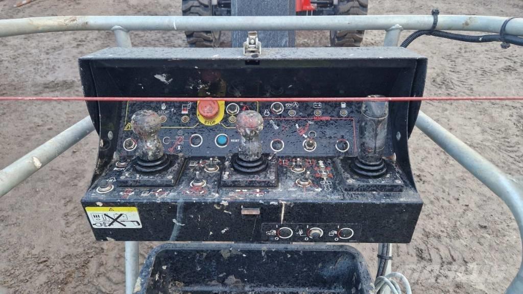 Manitou 200 ATJ Strēles pacēlāji
