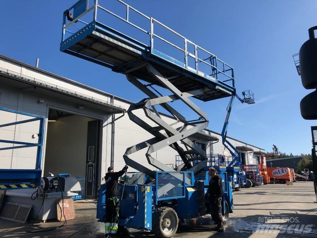 Genie GS 3390 RT Šķerveida pacēlāji