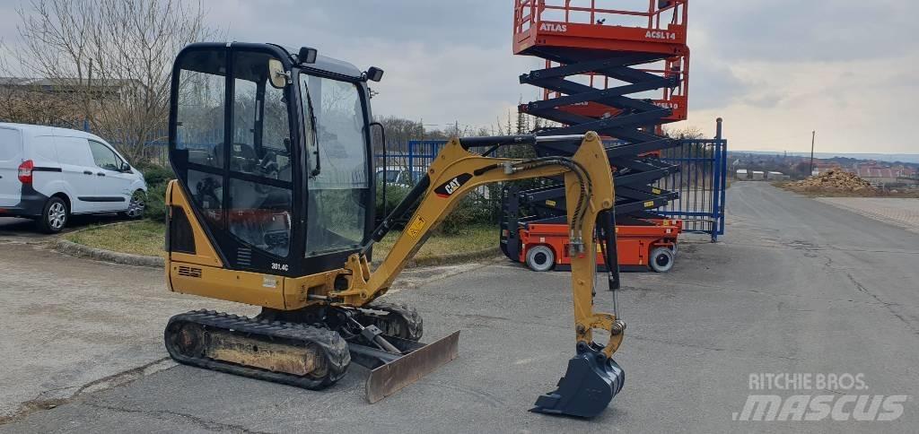 CAT 301.4 C Mini ekskavatori < 7 t