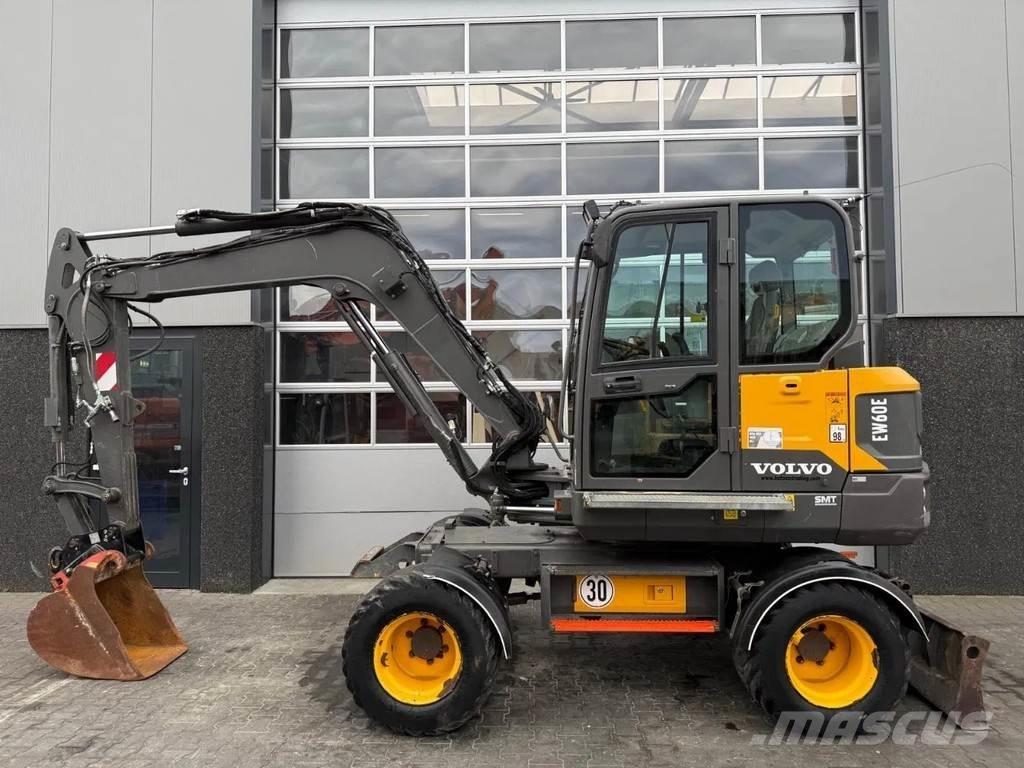 Volvo EW60E | A/C Vidēja lieluma ekskavatori 7 t - 12 t