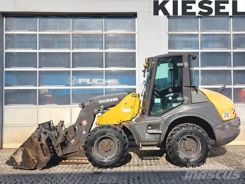 Ahlmann AS 900 Iekrāvēji uz riteņiem