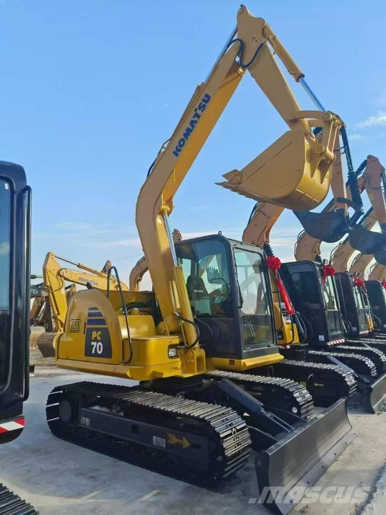 Komatsu 70 Kāpurķēžu ekskavatori