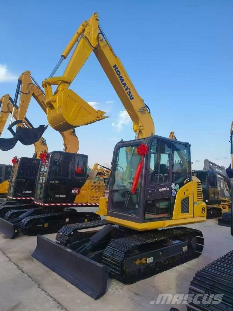 Komatsu 70 Kāpurķēžu ekskavatori