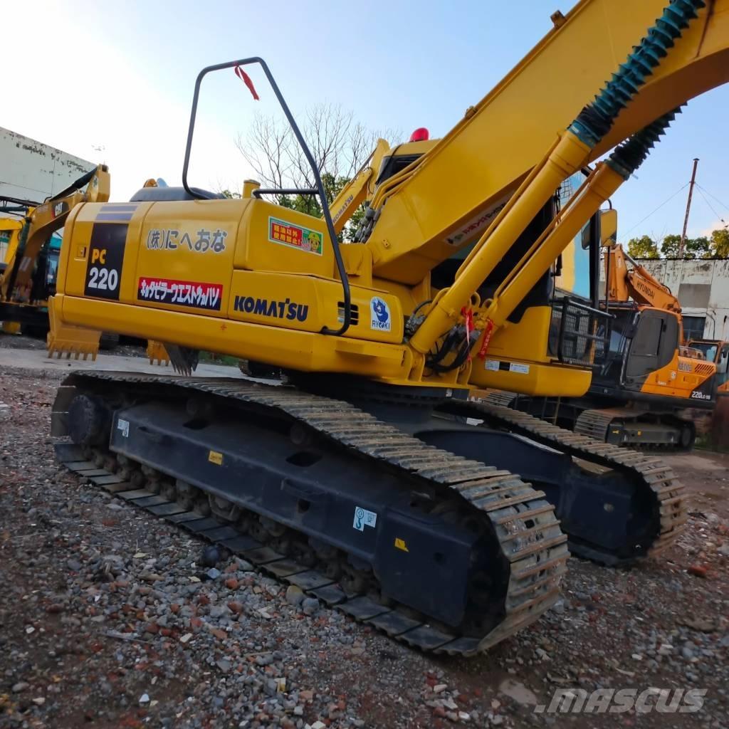 Komatsu PC 220-7 Kāpurķēžu ekskavatori