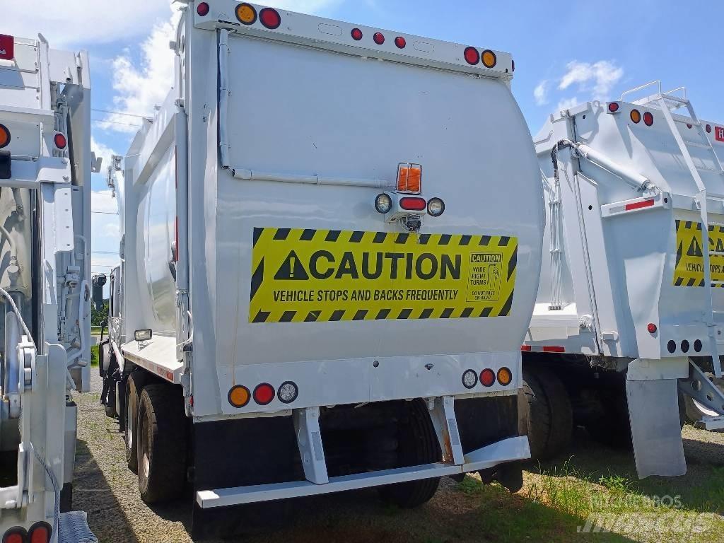 Mack MRU 613 Atkritumu izvešanas transports