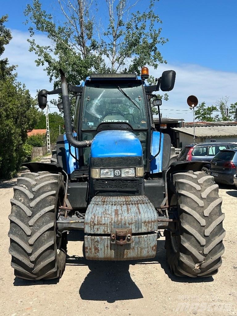 New Holland TM 165 Traktori