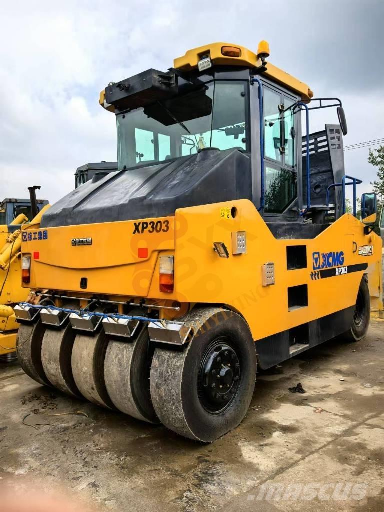 XCMG XP 303 Kombinētie veltņi