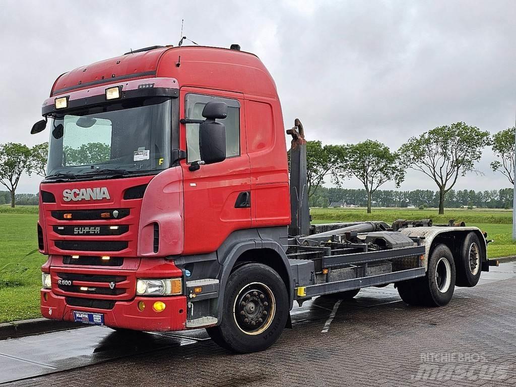 Scania R500 6x2*4 Treileri ar āķi