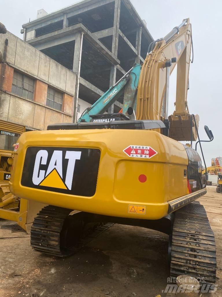 CAT 330 D Kāpurķēžu ekskavatori