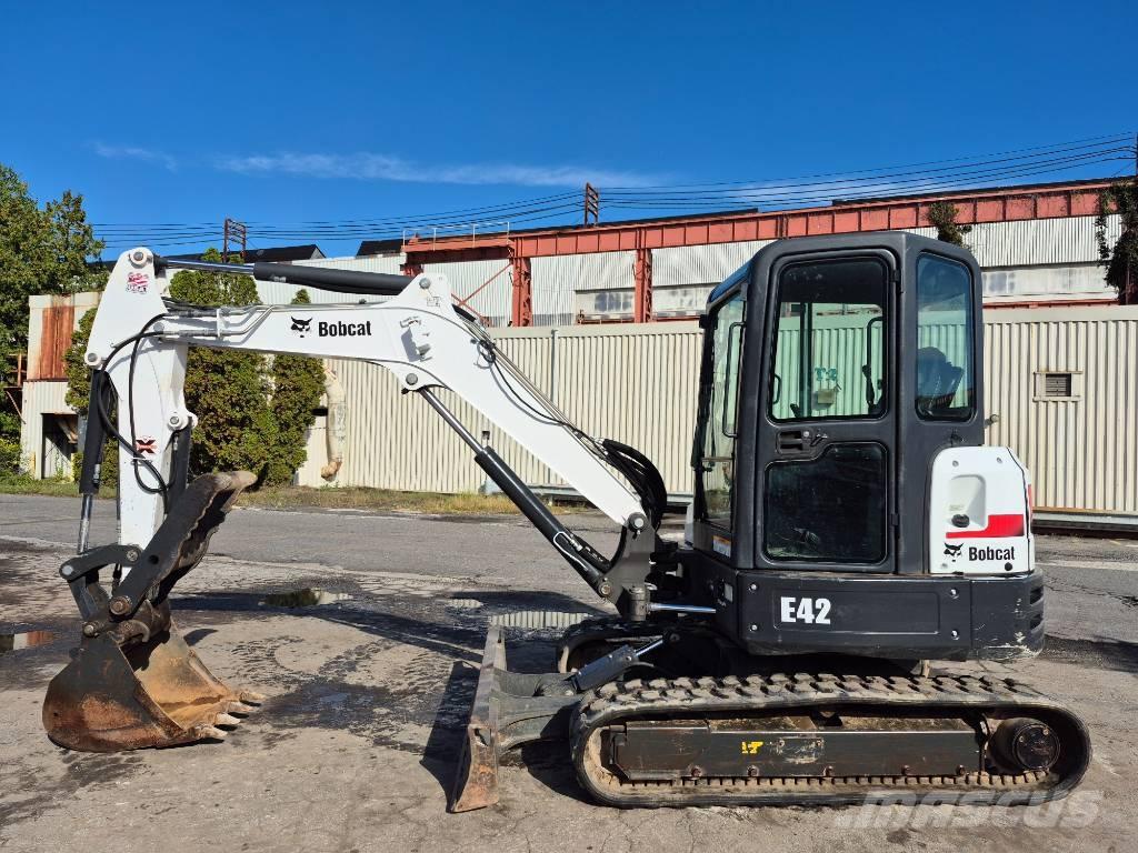 Bobcat E 42 Kāpurķēžu ekskavatori