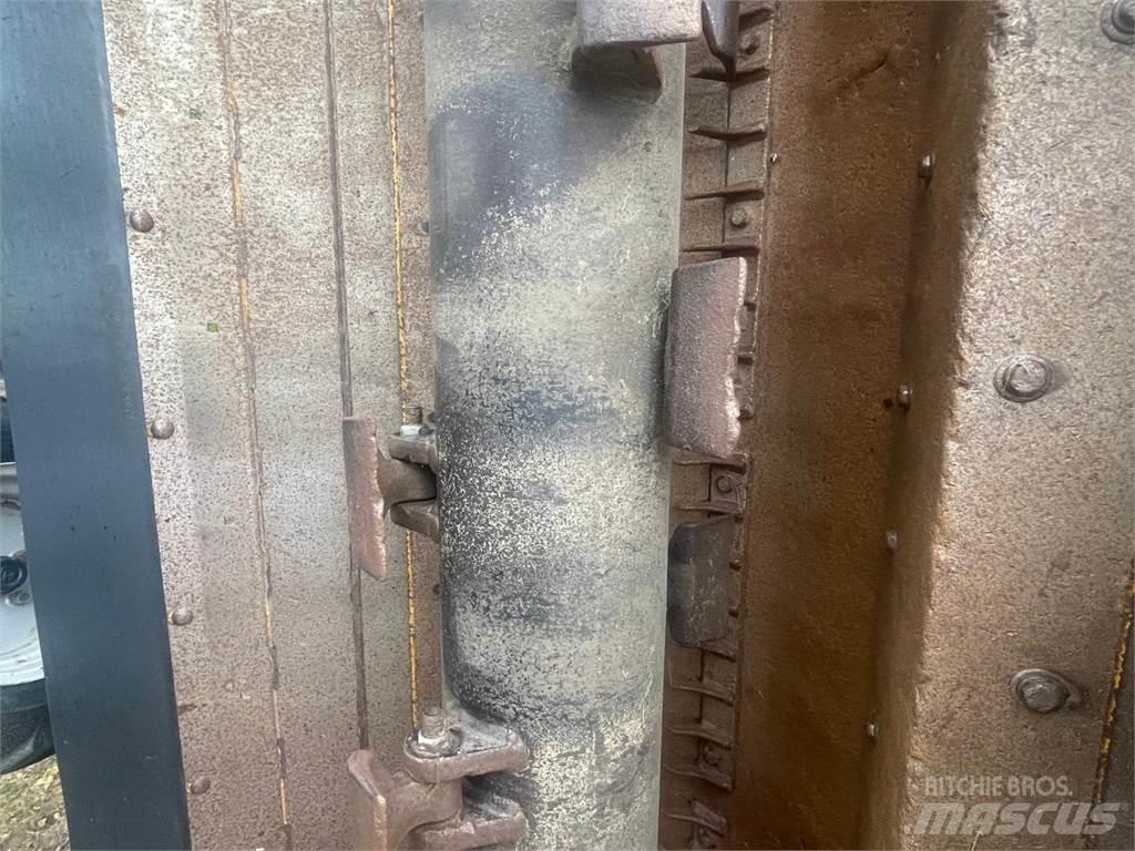 Müthing MU-M 600 Pļaujmašīnas/pašgājēji