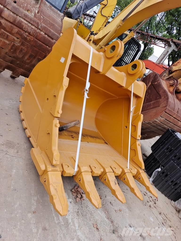 Komatsu PC 200-8N1 Kāpurķēžu ekskavatori