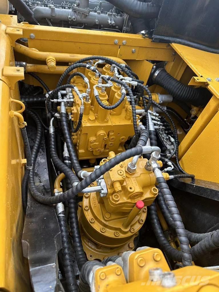 Sany SY 335 H Kāpurķēžu ekskavatori