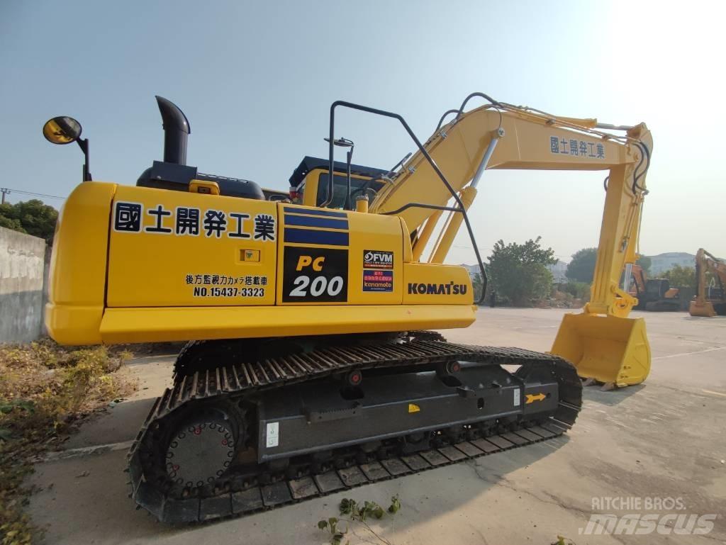 Komatsu PC 200-8 Kāpurķēžu ekskavatori