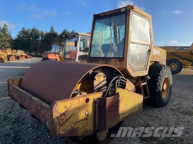 Komatsu JV110WA-HD Vienvalča grunts veltņi