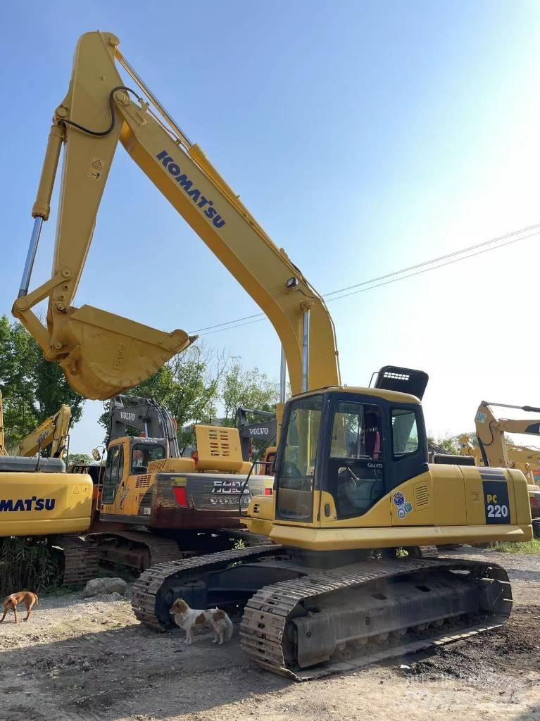 Komatsu PC 220-7 Kāpurķēžu ekskavatori