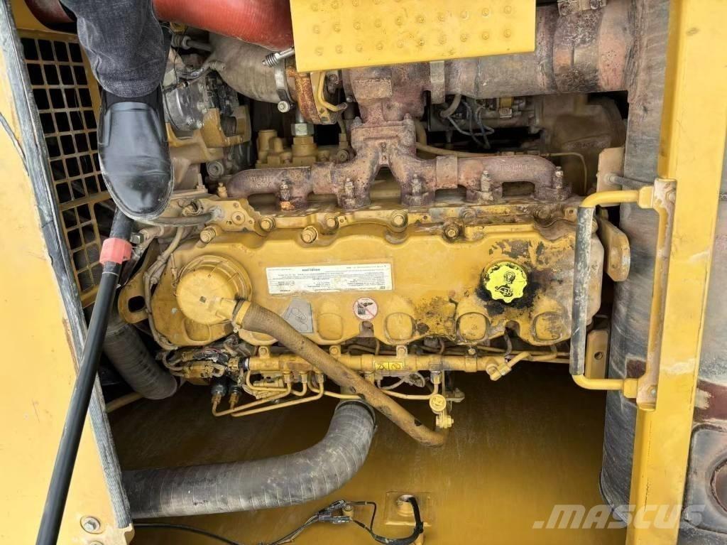 CAT 336 Vidēja lieluma ekskavatori 7 t - 12 t