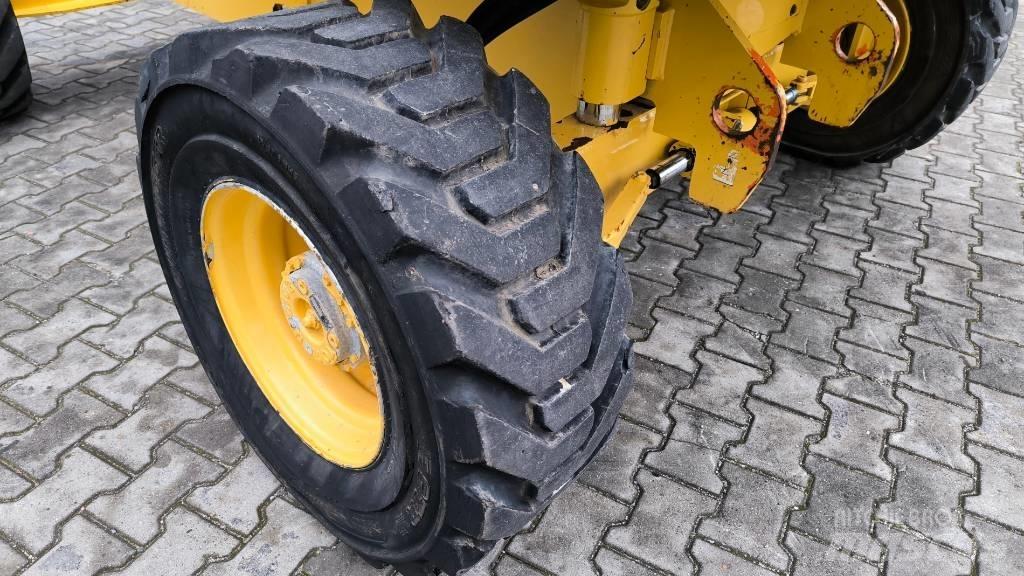 JLG 460 SJ Teleskopiskie pacēlāji