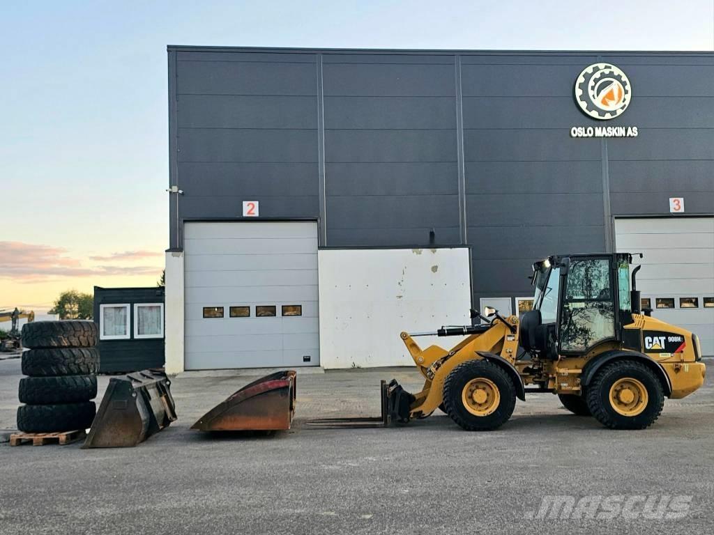 CAT 908 H 2 Iekrāvēji uz riteņiem