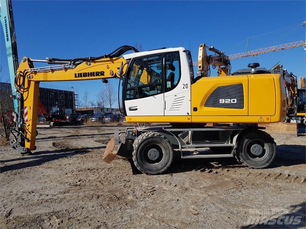 Liebherr A920 Ekskavatori uz riteņiem
