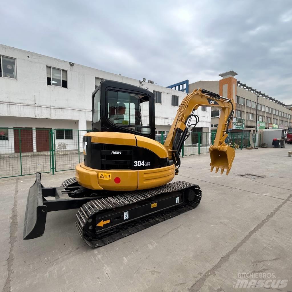 CAT 304 Kāpurķēžu ekskavatori