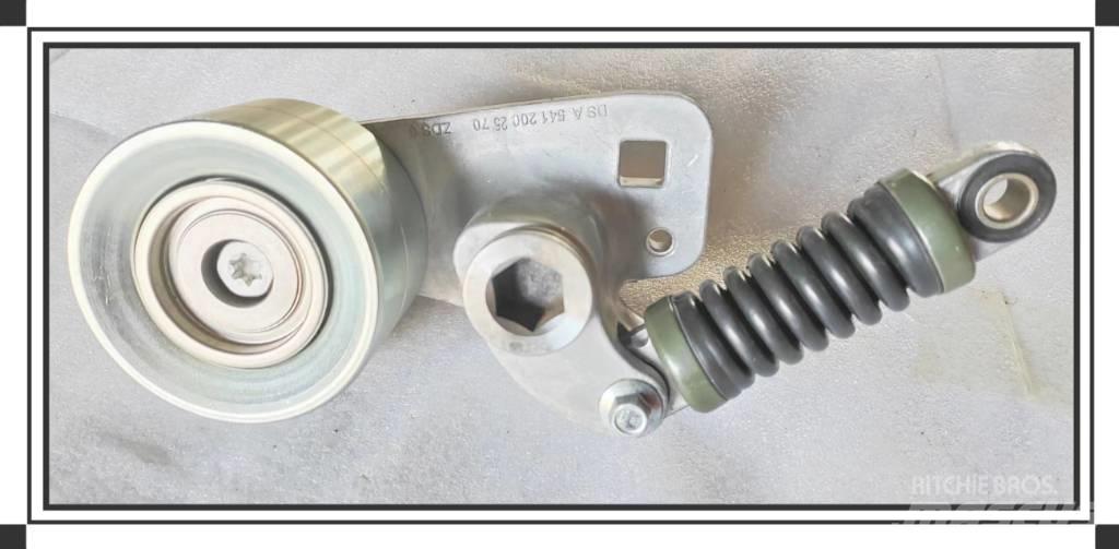 CLAAS Belt tensioner Dzinēji