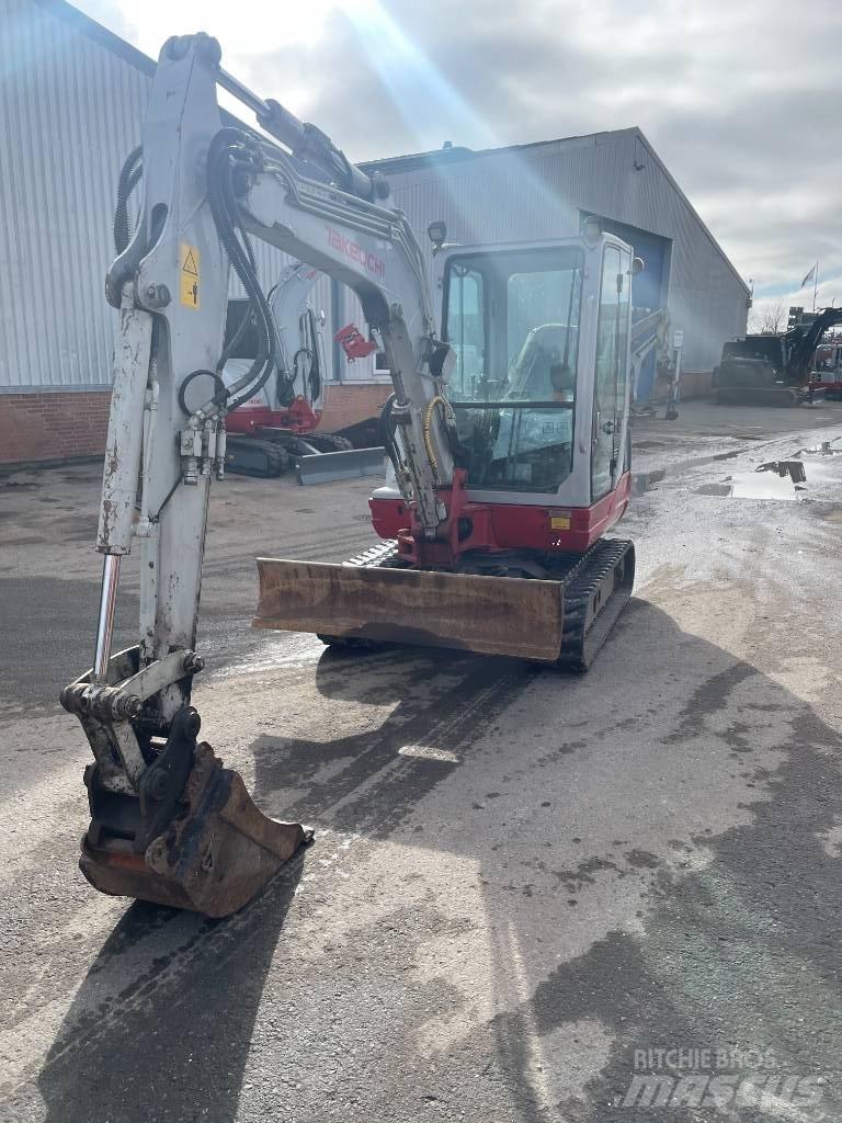 Takeuchi TB 235 Mini ekskavatori < 7 t