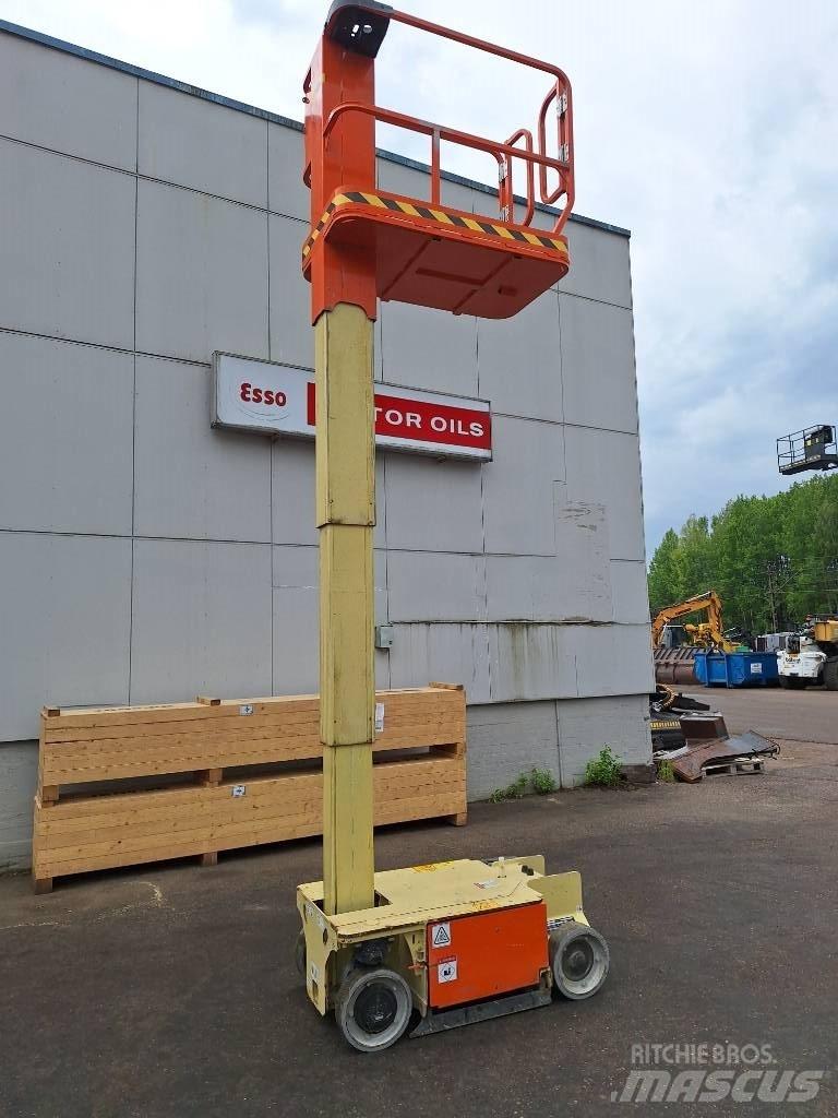 JLG 1230 ES Šķerveida pacēlāji