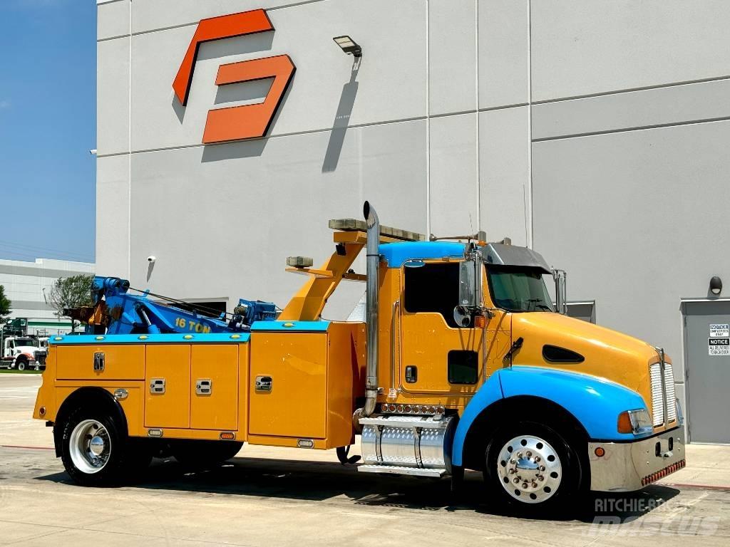 Kenworth T 300 Evakuators ar manipulatoru