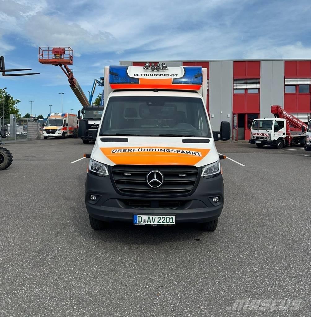 Mercedes-Benz 100 D Ātrās palīdzības automašīnas
