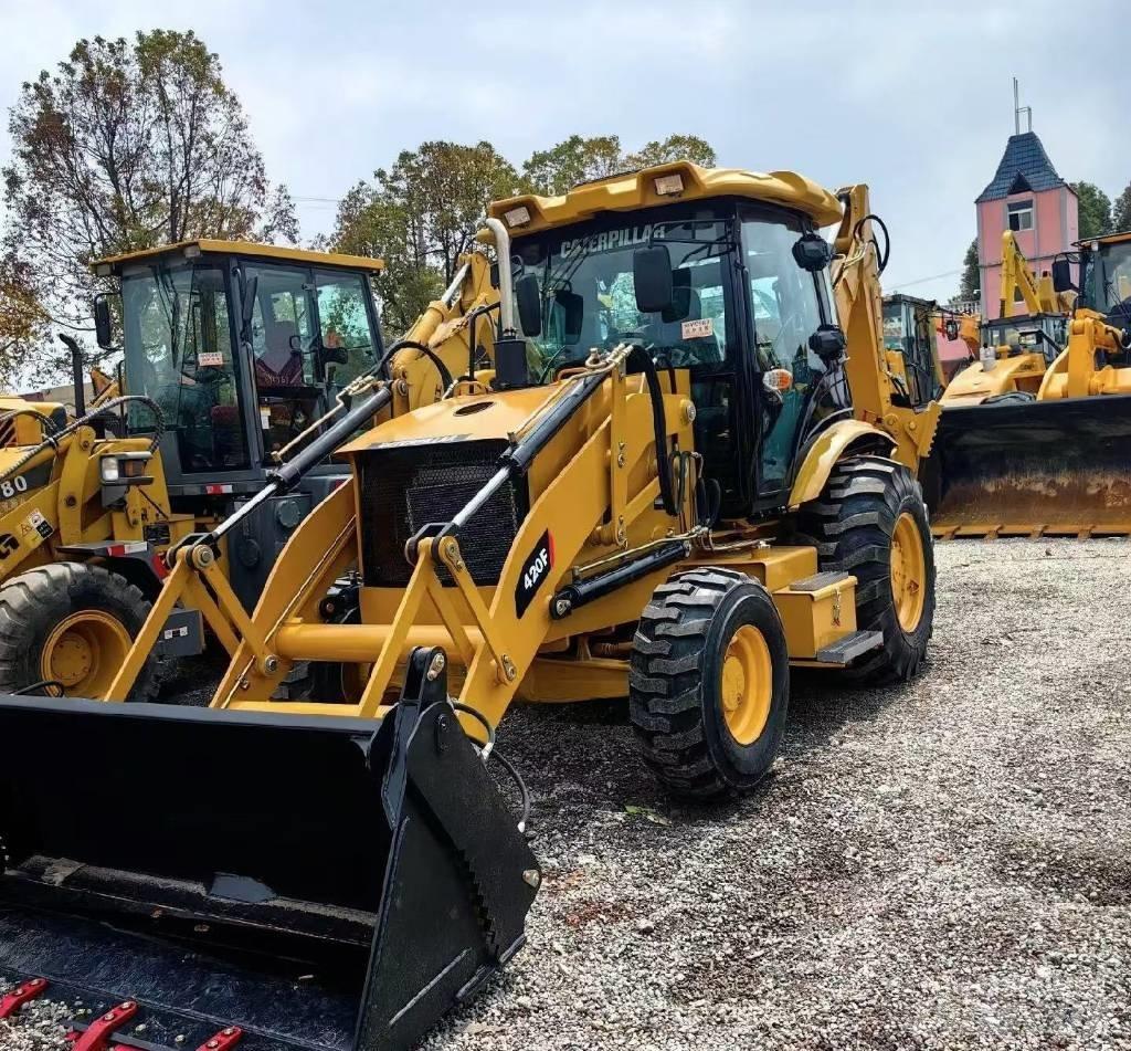 CAT 420 F Ekskavatori-iekrāvēji