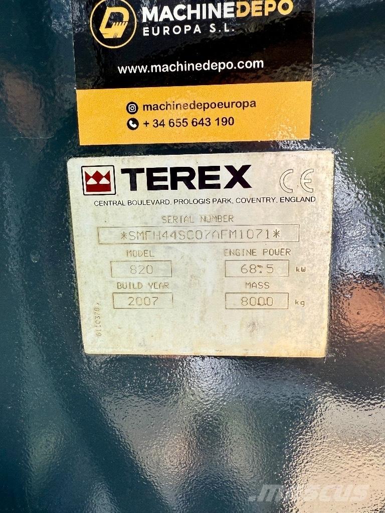 Terex 820 Ekskavatori-iekrāvēji