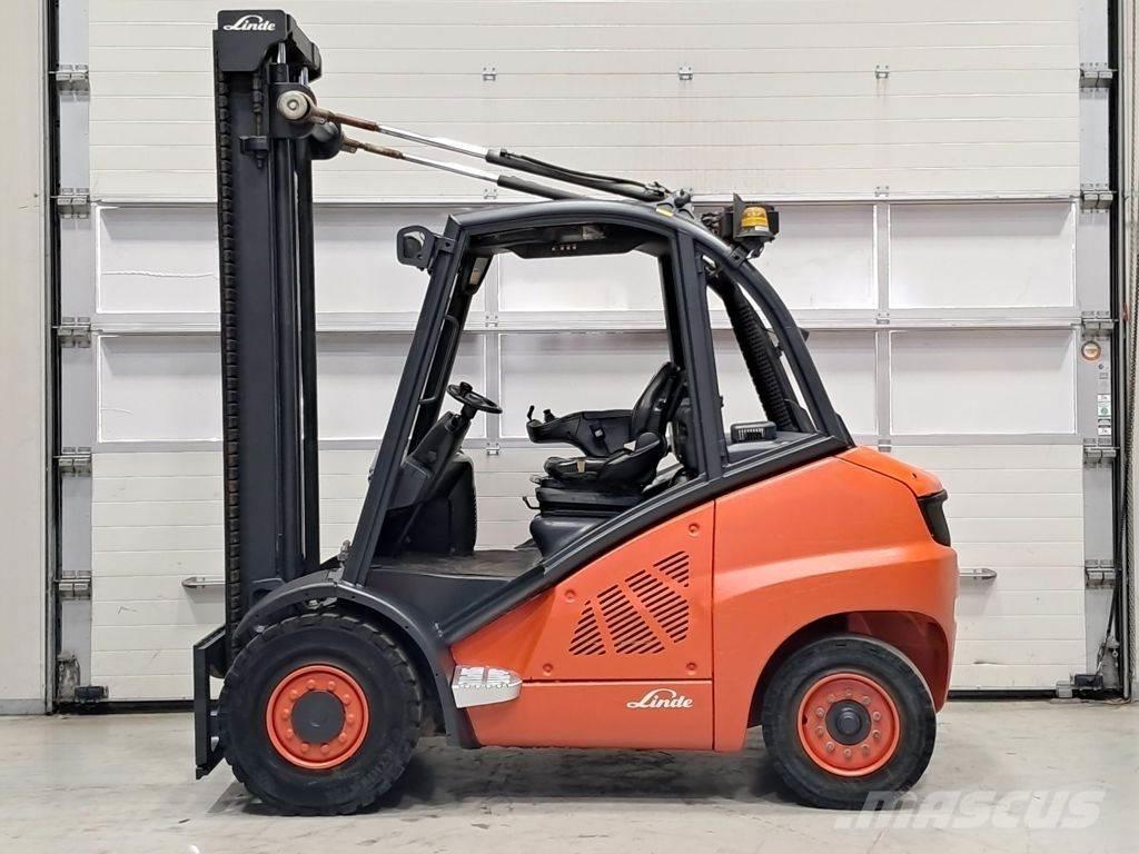 Linde H45D-02 Tehnika ar dīzeļa dzinēju
