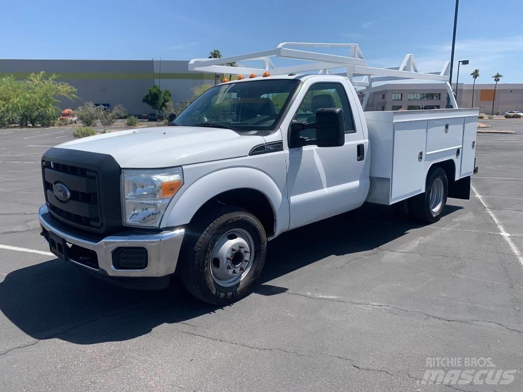 Ford F 350 HD Vieglais kravas automobilis/izkraušana no sāniem