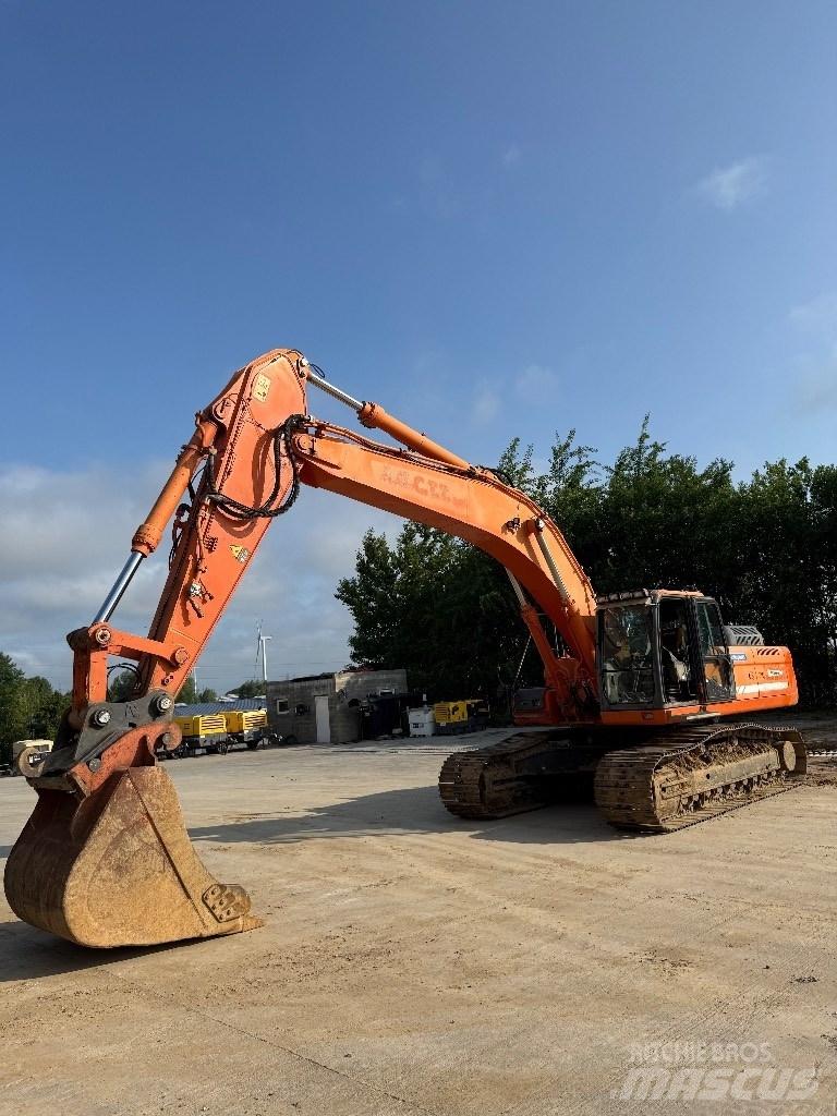 Doosan DX 420 LC Kāpurķēžu ekskavatori